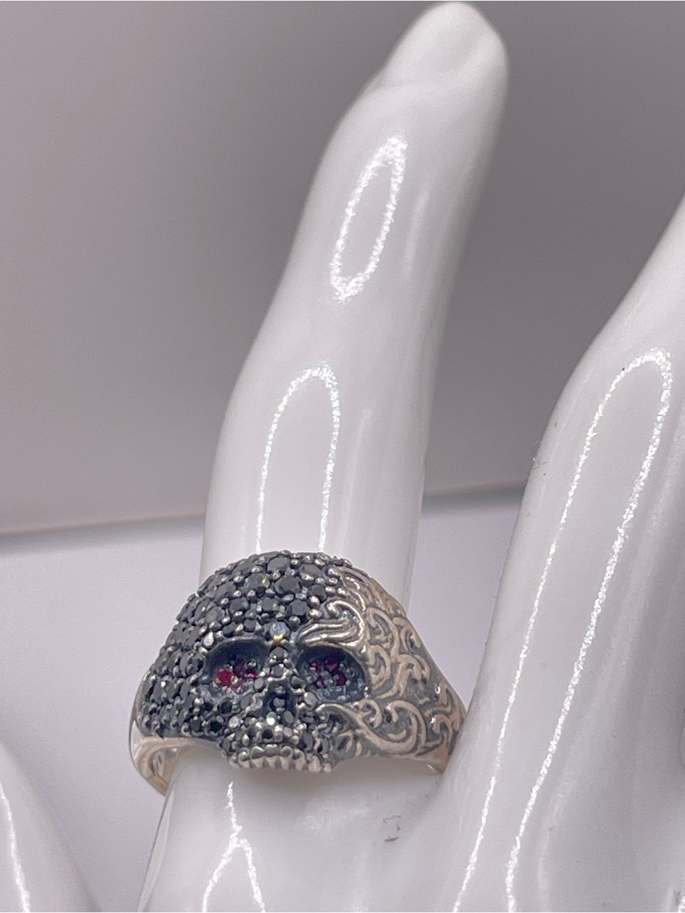 David Yurman Sterling Silver Skull Ring with Black Diamonds and Rubies - Picture 16 of 16